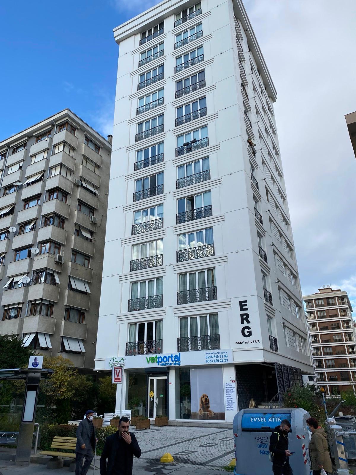 Kadıköy Merdivenköy Okay Apartmanı - galeri görseli