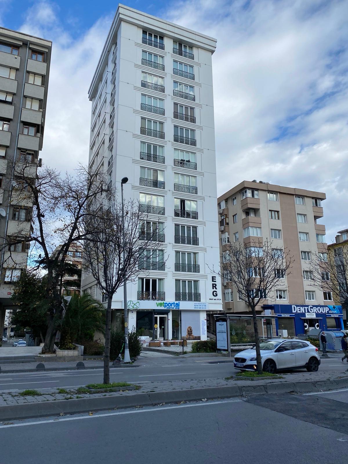 Kadıköy Merdivenköy Okay Apartmanı - galeri görseli